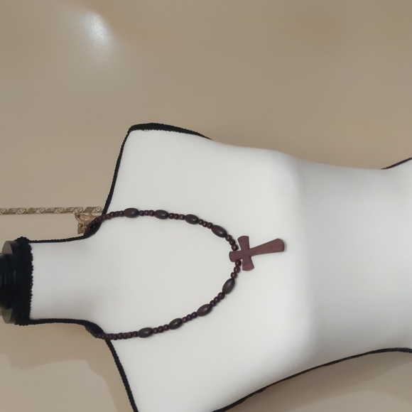 wooden beads Jewelry - Beaded wood necklace with cross